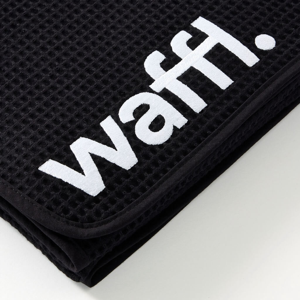 waffl mini towel - stealth black